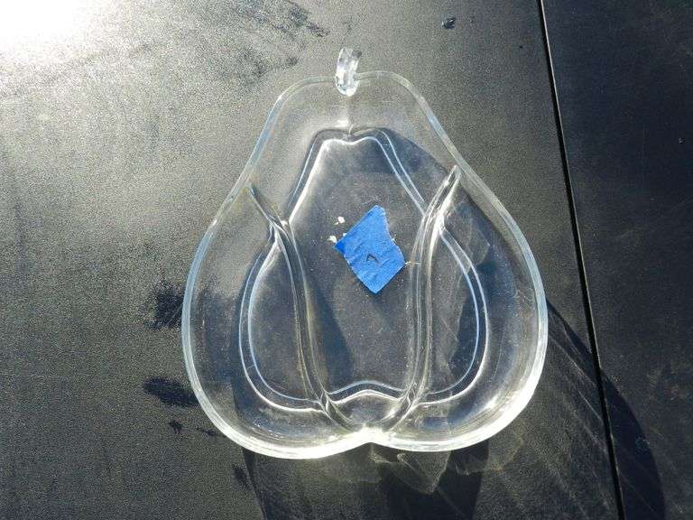 LARGE APPLE SHAPED GLASS DISH