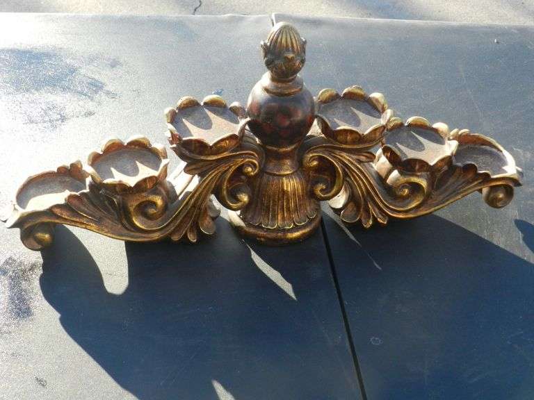 DECORATIVE CANDLE HOLDER