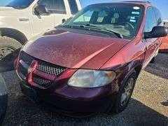 2002 DODGE CARAVAN VIN# 1B4GP44302B686390 HAS KEY HAS TITLE RUNS AN DRIVES