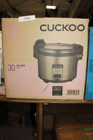 CUCKOO CR-3032 RICE COOKER / WARMER 30-CUPS
