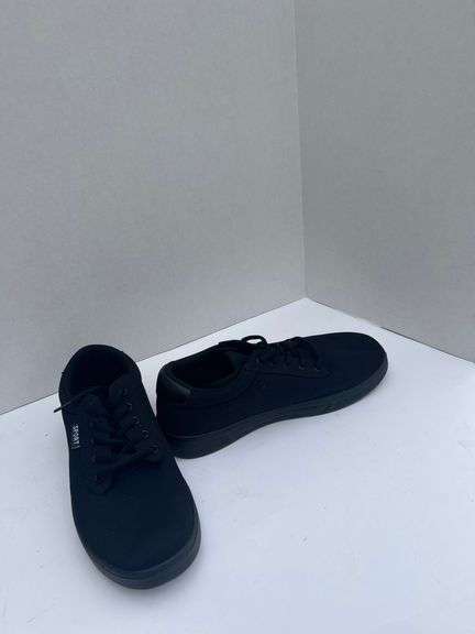 All Black Men’s Shoes Size 10