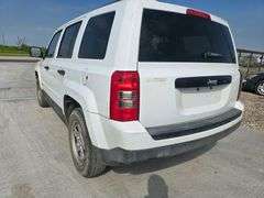 2012 JEEP PATRIOT VIN# 1C4NJPBAXCD684585 HAS KEY HAS TITLE RUNS AN DRIVES ONLY 118K MILES COLD AC AT