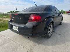2012 DODGE AVENGER VIN# 1C3CDZAB1CN193292 HAS KEY HAS TITLE RUNS AN DRIVES HAS COLD AC AT TIME OF PI