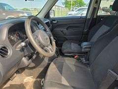 2012 JEEP PATRIOT VIN# 1C4NJPBAXCD684585 HAS KEY HAS TITLE RUNS AN DRIVES ONLY 118K MILES COLD AC AT