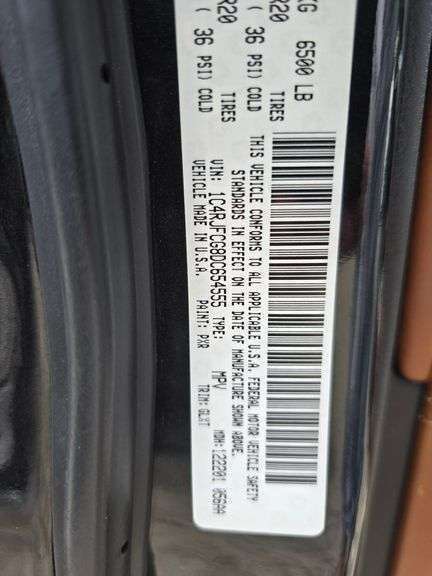 2013 JEEP CHEROKEE OVERLAND VIN# RJFCG8DC654555 HAS KEY HAS TITLE RUNS AN DRIVES SEE DESCRIPTION