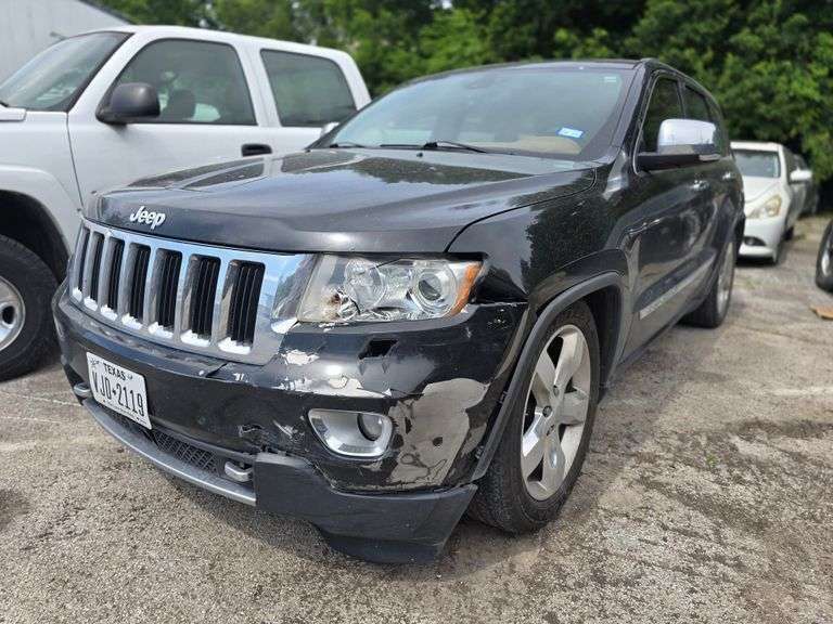2013 JEEP CHEROKEE OVERLAND VIN# RJFCG8DC654555 HAS KEY HAS TITLE RUNS AN DRIVES SEE DESCRIPTION