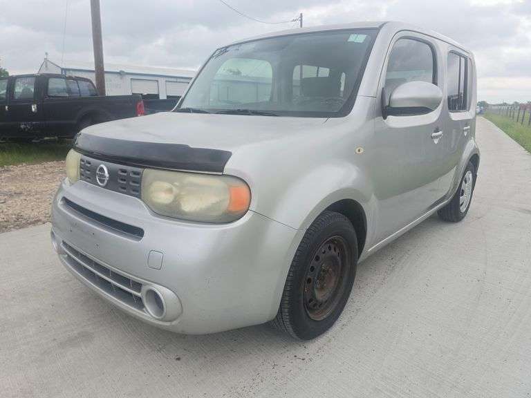 2010 NISSAN CUBE VIN# JN8AZ2KR9AT166023 HAS KEY HAS TITLE SEE DESCRIPTION