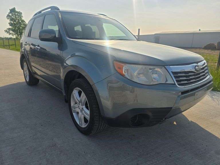 2010 SUBARU OUTBACK VIN# JF2SH6CC2AH795874 HAS KEY HAS TITLE RUNS AN DRIVES SEE DESCRIPTION