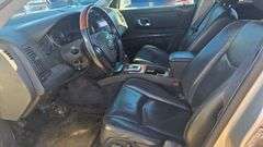 2006 CADILLAC SRX VIN# 1GYEE637560204556 HAS KEY HAS TITLE RUNS AN DRIVES SEE DESCRIPTION
