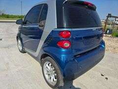 2009 SMART FOR2 VIN# WMEEJ31X39K246608 HAS KEY HAS TITLE RUNS AN DRIVES SEE DESCRIPTION