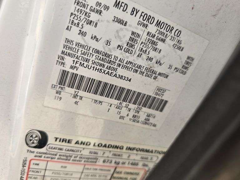 2010 FORD EXPEDITION VIN# 1FMJU1H5XAEA38334 HAS KEY HAS TITLE SEE DESCRIPTION