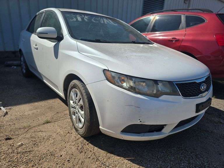 2013 KIA FORTE VIN# KNAFU4A26D5650155 NO KEY HAS TITLE SEE DESCRIPTION