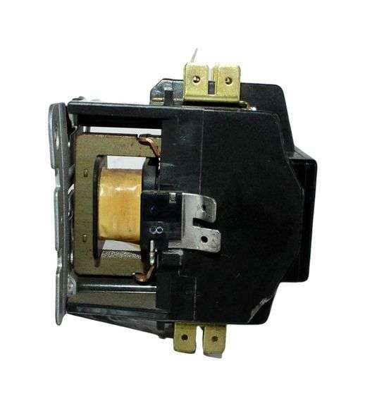 USED - Siemens 45CG20AJX669 Contactor 30A 600V Coil 2P