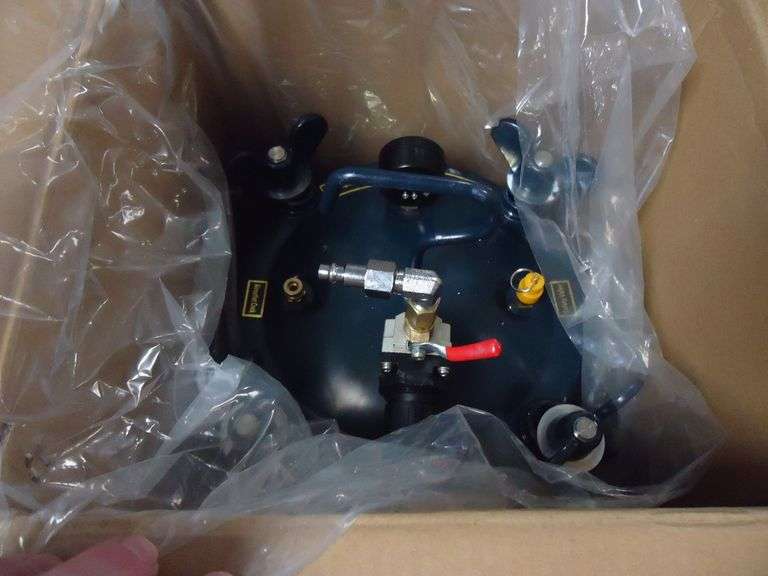 NEW! CALIFORNIA AIR TOOLS 255C EPOXY PRESSURE POT