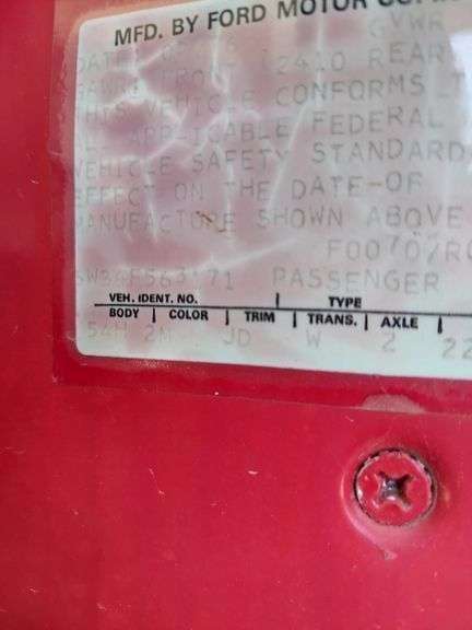 1976 MERCURY MONARCH VIN# 6W34F563171 HAS KEY HAS TITLE RUNS AN DRIVES SEE DESCRIPTION