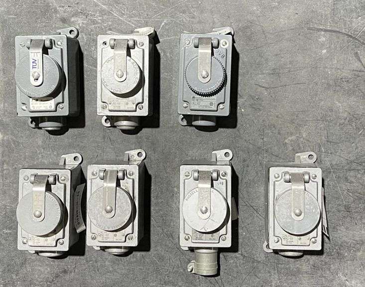 NEW/USED - LOT of Miscellaneous Receptacle