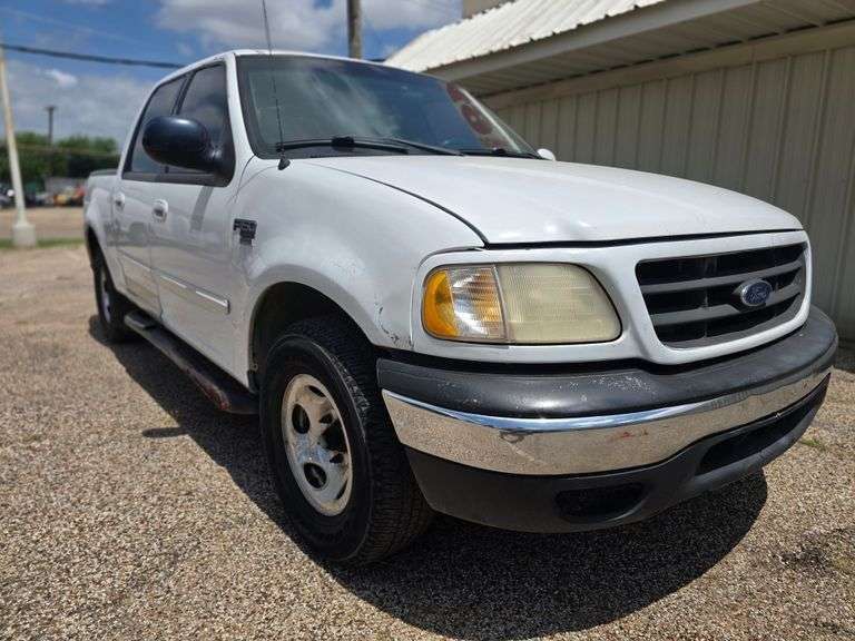 2001 FORD F150 VIN# 1FTRW07L51KE91225 HAS KEY HAS TITLE RUNS AN DRIVES SEE DESCRIPTION