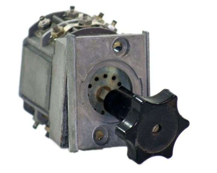 USED - Westinghouse Electric 505A702G04 Control Switch