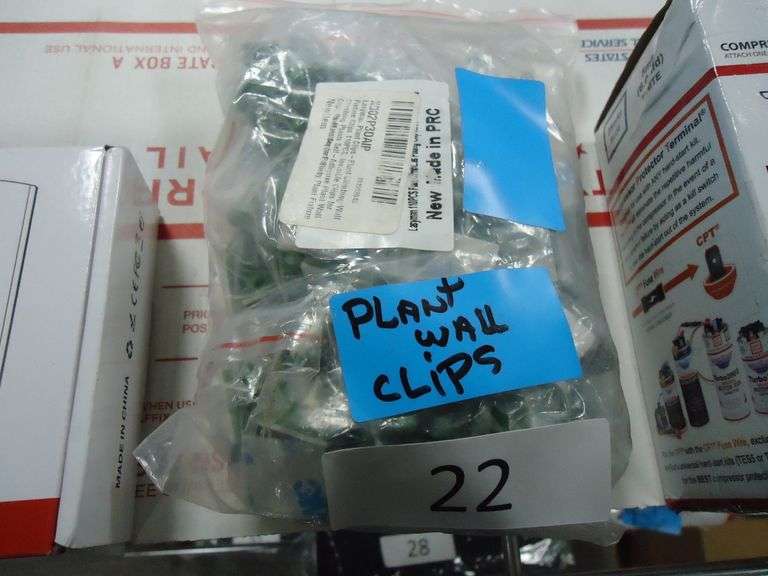 NEW! PLANT WALL CLIPS