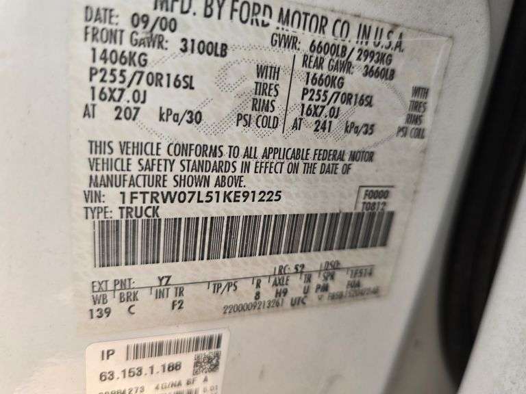 2001 FORD F150 VIN# 1FTRW07L51KE91225 HAS KEY HAS TITLE RUNS AN DRIVES SEE DESCRIPTION