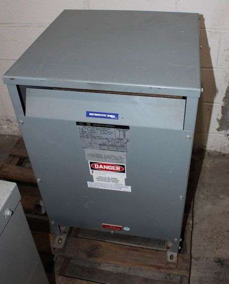 USED - Square D 30T3HFISNL Transformer 30kVA PV 480V SV 208Y/120V 60Hz 3PH