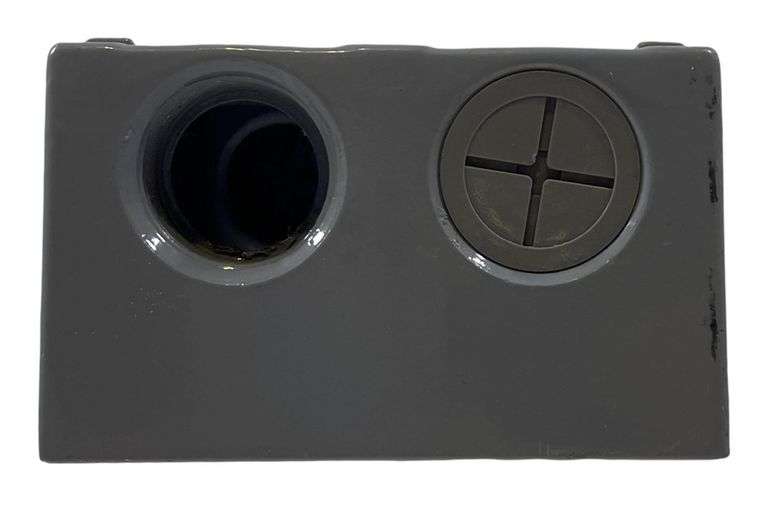 NEW - YAGI 2IHD5-3 Outlet Box 2 Gang 5 Hole 1 Inch