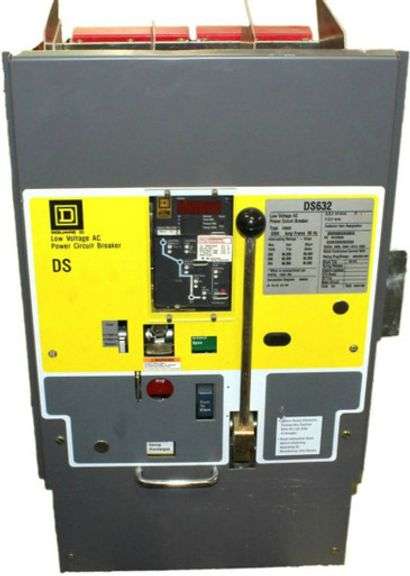 USED - Square D DS632 Low Voltage AC Power Circuit Breaker 3200A 600V 3P 60 Hz Shunt Trip: 120 VAC