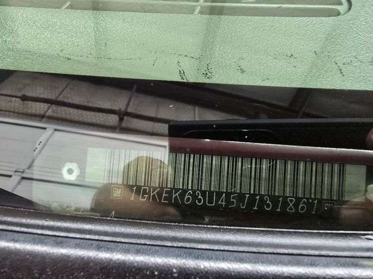 2005 GMC YUKON DENALI VIN# 1GKEK63U45J131861 HAS KEY HAS TITLE RUNS AN DRIVES SEE DESCRIPTION