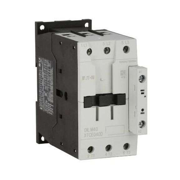 NEW - Eaton XTCE040DS1A IEC Contactor w/ Auxiliary Switch 40A 120V 110-120VAC 3P