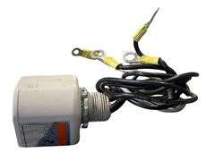 USED - General Electric 9L15ECC001 Tranquell Surge Arrester 650V 3P 4W White Ground