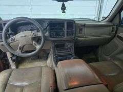 2005 GMC YUKON DENALI VIN# 1GKEK63U45J131861 HAS KEY HAS TITLE RUNS AN DRIVES SEE DESCRIPTION