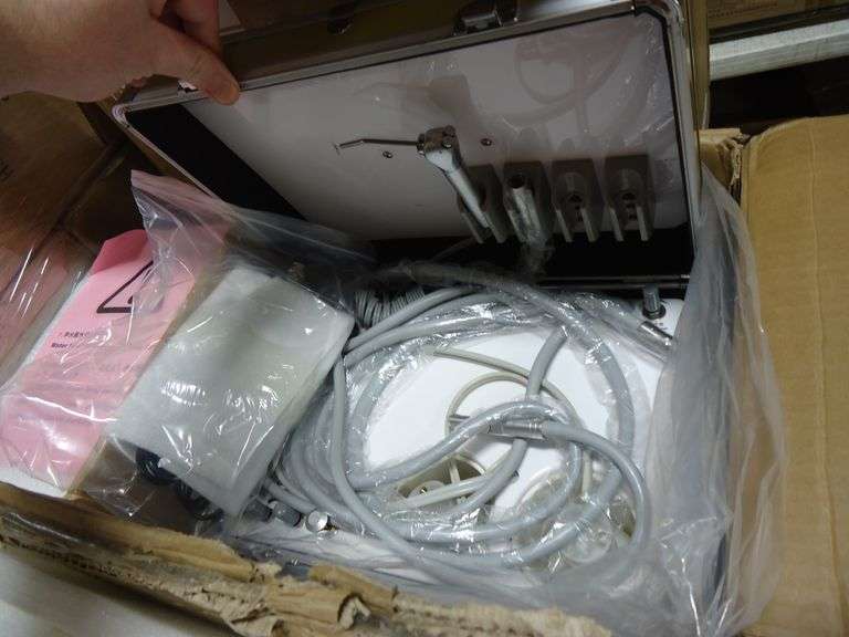 PORTABLE DENTAL UNIT