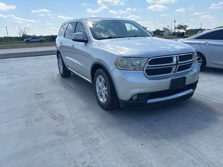 2011 DODGE DURANGO VIN# 1D4RD2GG4BC630490 HAS KEY HAS TITLE RUNS AN DRIVES SEE DESCRIPTION