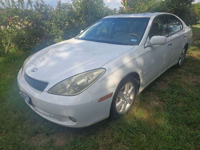 2005 LEXUS ES330 VIN# JTHBA30G155064531 HAS KEY HAS TITLE RUNS AN DRIVES SEE DESCRIPTION