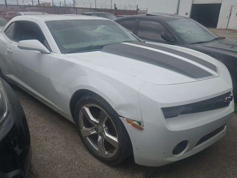 2010 CHEVY CAMARO VIN# 2G1FC1EV5A9144445 HAS KEY HAS TITLE SEE DESCRIPTION