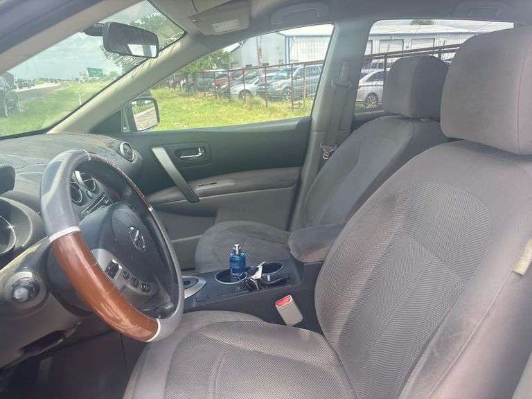 2012 NISSAN ROGUE VIN# JN8AS5MT6CW284272 HAS KEY HAS TITLE RUNS AN DRIVES SEE DESCRIPTION