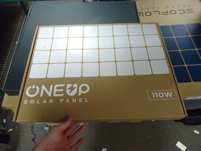 ONEUP 110W SOLAR PANEL
