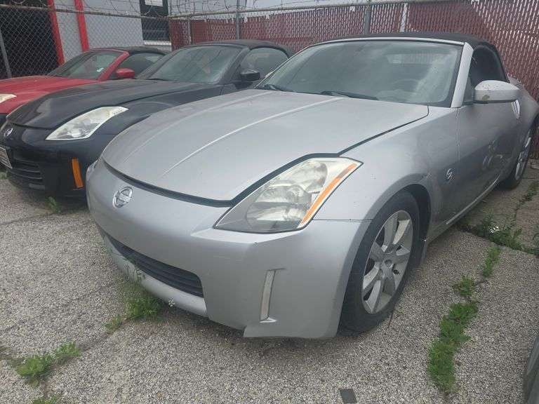 2005 NISSAN 350Z VIN# JN1AZ36A35M753472 HAS KEY HAS TITLE RUNS AN DRIVES SEE DESCRIPTION