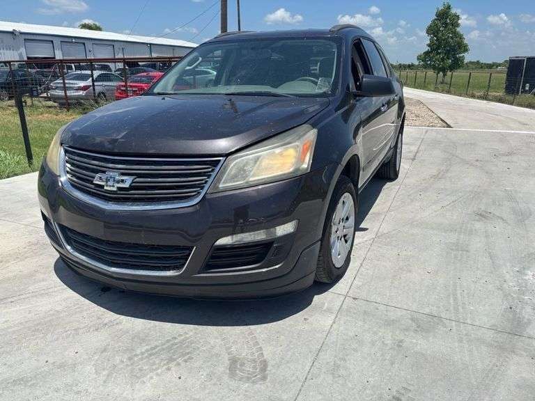 2013 CHEVY TREVERSE VIN# 1GNKRFED2DJ180411 HAS KEY HAS TITLE RUNS AN DRIVES SEE DESCRIPTION