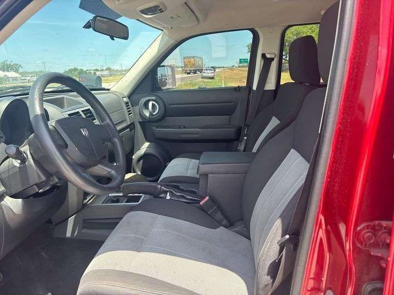2007 DODGE NITRO VIN# 1D8GU28K67W720836 HAS KEY HAS TITLE RUNS AN DRIVES SEE DESCRIPTION