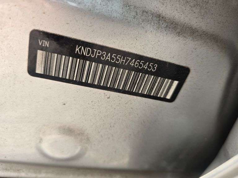 2017 KIA SOUL VIN# KNDJP3A55H7465453 HAS KEY HAS TITLE RUNS AN DRIVES SEE DESCRIPTION