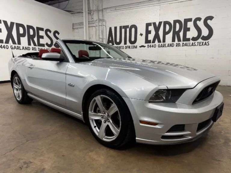 2014 FORD MUSTANG GT CONV VIN# HAS KEY HAS TITLE RUNS AN DRIVWS SEE DECRIPTION