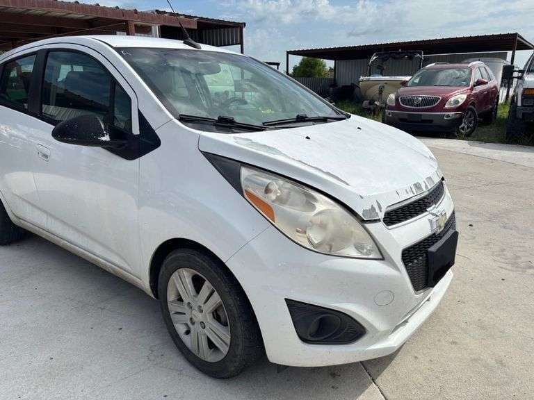 2014 CHEVY SPARK VIN# KLBCD6S97EC567059 HAS KEY HAS TITLE RUNS AN DRIVES SEE DESCRIPTION