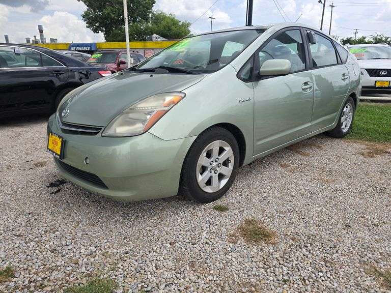 2006 TOYOTA PRIUS VIN# JTDKB20UX67514827 HAS KEY HAS TITLE RUNS AN DRIVES SEE DESCRIPTION