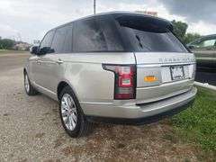 10% BUYERS PREMIUM 2016 LAND ROVER RANGE ROVER HSE VIN# SALGS2VFXGA249355 HAS KEY HAS TITLE RUNS AN DRIVES SEE DESCRIPTION