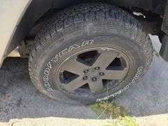 2008 JEEP WRANGLER SAHARA VIN# 1J4GA59128L641501 HAS KEY HAS TITLE RUNS AN DRIVES SEE DESCRIPTION