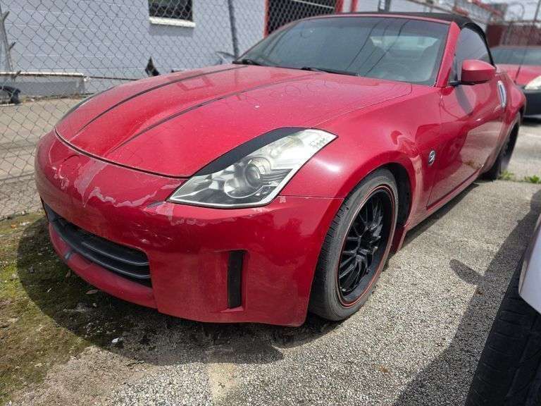 2006 NISSAN 350Z VIN# JN1AZ36D36M400354 HAS KEY HAS TITLE RUNS AN DRIVES SEE DESCRIPTION