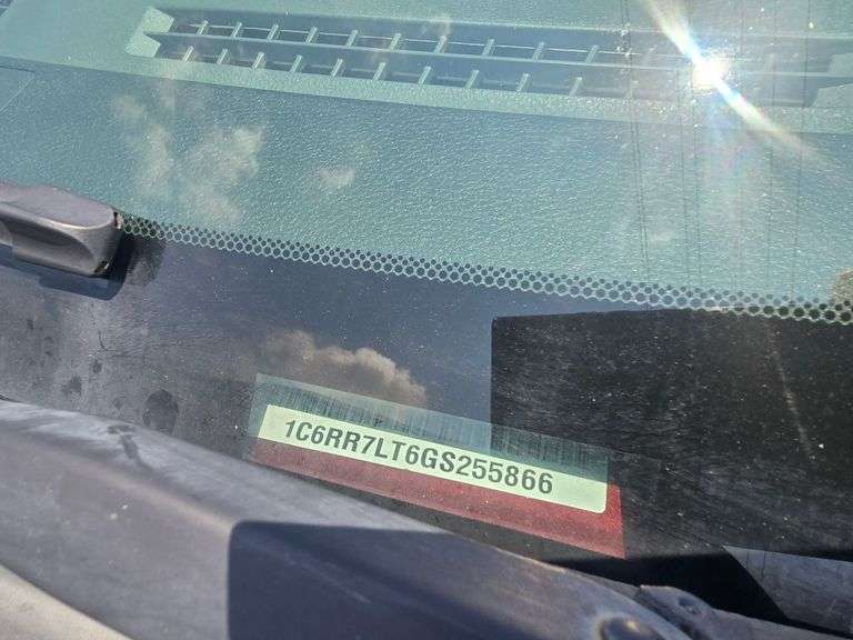 2016 RAM BIGHORN 4X4 1500 VIN# 1C6RR7LT6GS255866 HAS KEY HAS TITLE RUNS AN DRIVES SEE DESCRIPTION