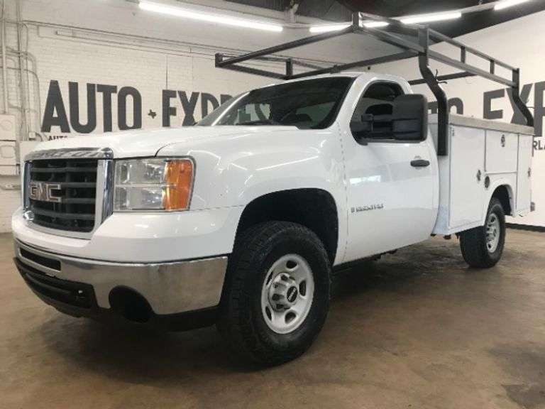 2009 GMC 2500 HD VIN# 1GDHC44K49E109683 HAS KEY HAS TITLE RUNS AN DRIVES SEE DESCRIPTION