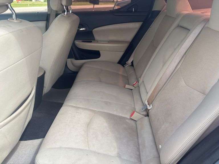 2012 DODGE AVENGER VIN# 1C3CDZAB9CN221162 HAS KEY HAS TITLE RUNS AN DRIVES SEE DESCRIPTION